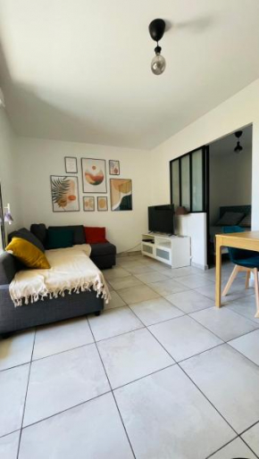 Appartement avec garage à Mèze